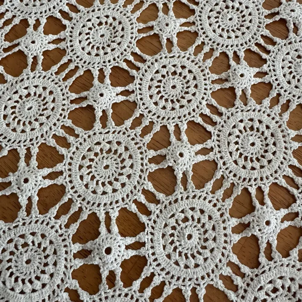 Crocheted Open Work Medallion Oval Round Tablecloth Ivory 60x66